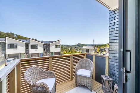 Photo of property in 37 Holystone Road, Whitby, Porirua, 5024
