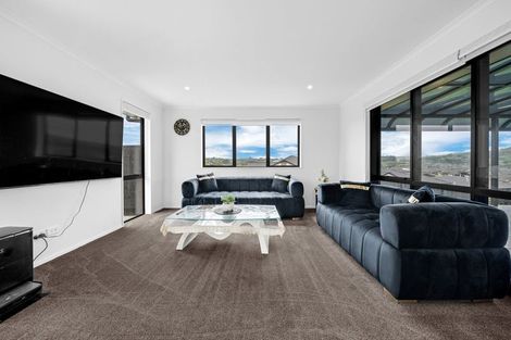 Photo of property in 2 Viv Green Place, Pokeno, 2402