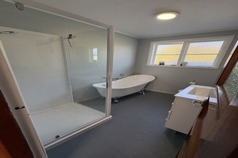 Photo of property in 30 Broadway Street, Martinborough, 5711