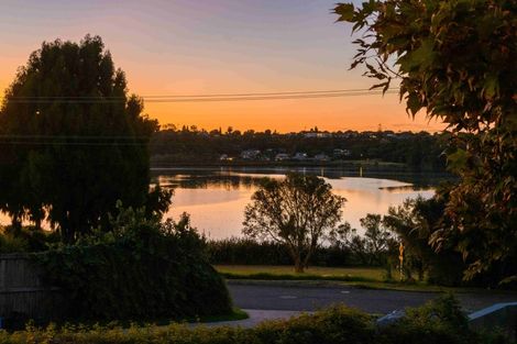 Photo of property in 216 Welcome Bay Road, Welcome Bay, Tauranga, 3112