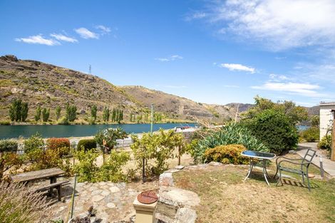 Photo of property in 13 Inniscort Street, Cromwell, 9310