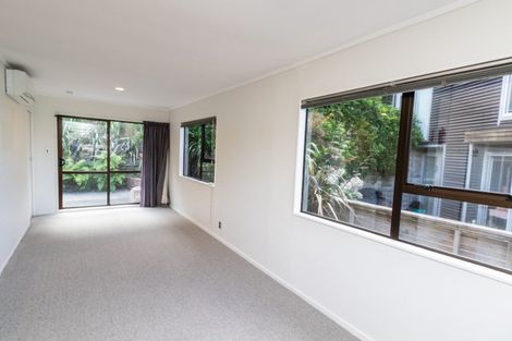 Photo of property in 4/238 The Esplanade, Island Bay, Wellington, 6023