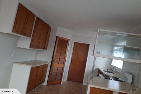 Photo of property in 16 Forest Hill Road, Henderson, Auckland, 0612