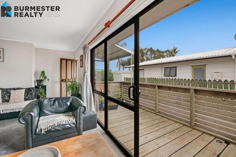 Photo of property in 1/140 Parkhurst Road, Parakai, 0830