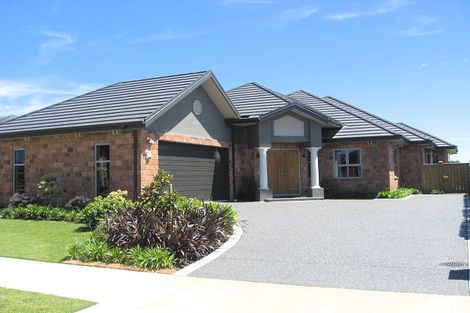 Photo of property in 18 Saracen Avenue, Northwood, Christchurch, 8051