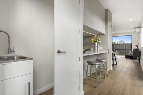 Photo of property in 18 Yellow Pear Lane, Karaka, 2578