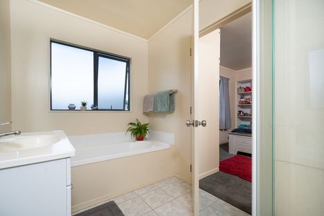 Photo of property in 71a Brunner Road, Glen Eden, Auckland, 0602