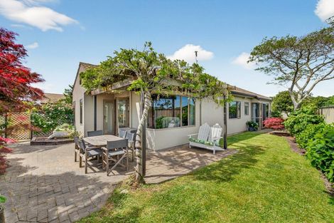 Photo of property in 13 Aintree Place, Taradale, Napier, 4112