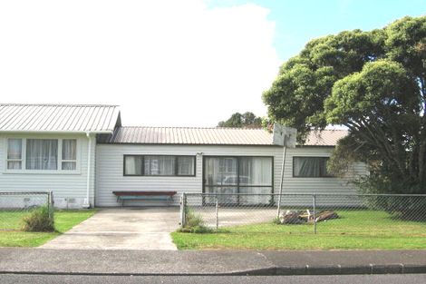 Photo of property in 7 Montmere Avenue, Te Atatu Peninsula, Auckland, 0610
