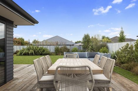 Photo of property in 3 Hamlett Drive, Woodend, 7610