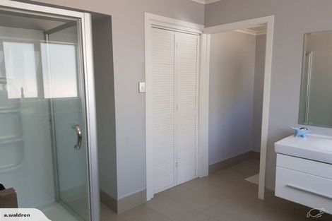 Photo of property in 79 Hinau Street, Riccarton, Christchurch, 8041