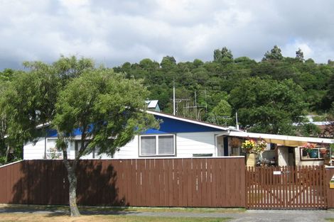 Photo of property in 54f1- Gemstone Drive, Birchville, Upper Hutt, 5018
