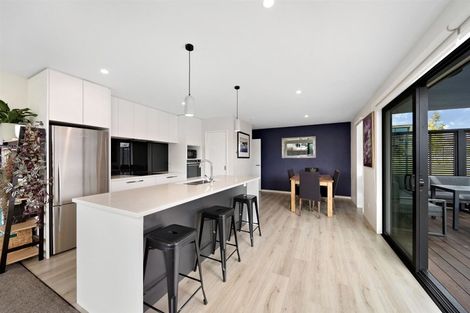 Photo of property in 24 Mount Nicholas Avenue, Wanaka, 9305