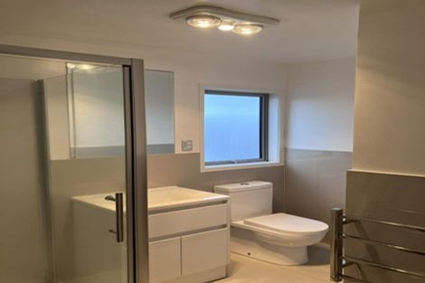 Photo of property in 60 Niu Lane, Te Atatu South, Auckland, 0610