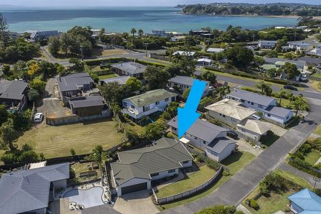 Photo of property in 2/8 Knott Road, Stanmore Bay, Whangaparaoa, 0932