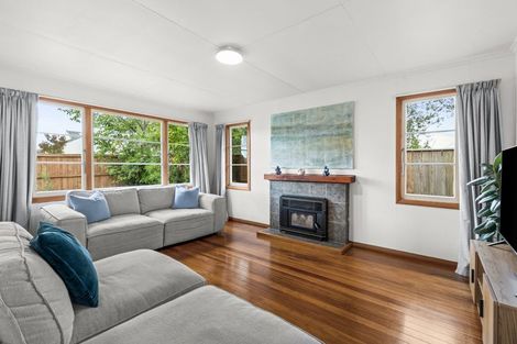 Photo of property in 5 Arataki Road, Havelock North, 4130