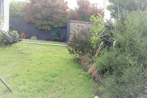 Photo of property in 47 Mackworth Street, Woolston, Christchurch, 8062
