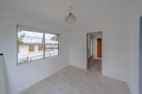 Photo of property in 18 Leeton Drive, Waipukurau, 4200