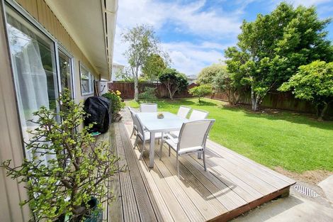 Photo of property in 18a/2 Sherwood Avenue, Te Atatu South, Auckland, 0610