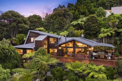 Photo of property in 280 Shaw Road, Titirangi, Auckland, 0604