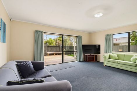Photo of property in 33 Ruahine Street, Roslyn, Palmerston North, 4414