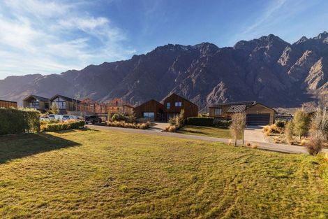 Photo of property in 11 Falconer Rise, Jacks Point, Queenstown, 9371