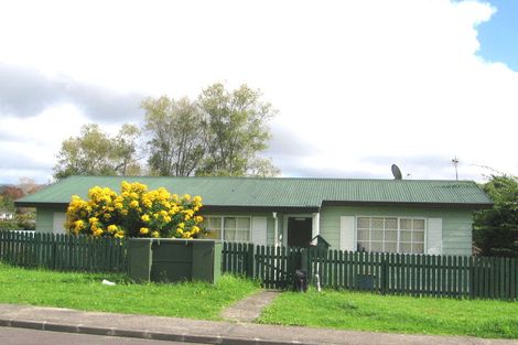 Photo of property in 2/36 Borich Road, Sunnyvale, Auckland, 0612