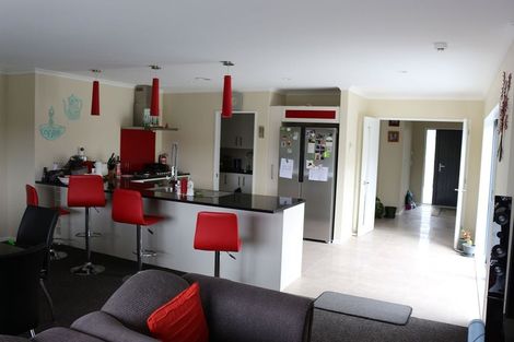 Photo of property in 10 Bickerton Rise, Churton Park, Wellington, 6037