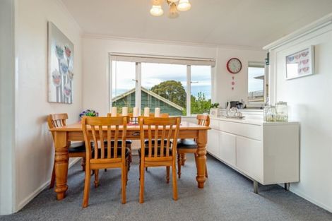 Photo of property in 16 Halcombe Road, Feilding, 4702
