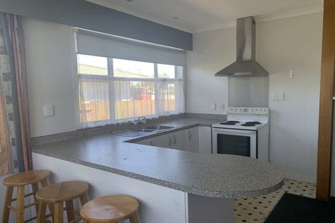 Photo of property in 14 Ruapehu Street, Castlecliff, Whanganui, 4501