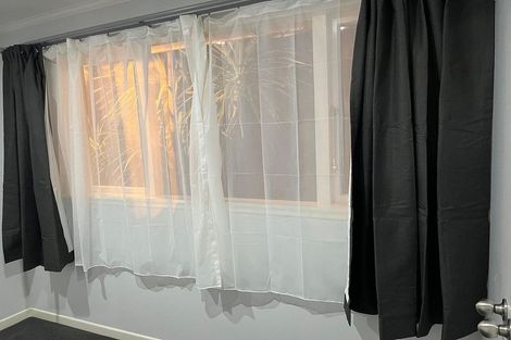 Photo of property in 27 Alma Crescent, Papakura, 2110