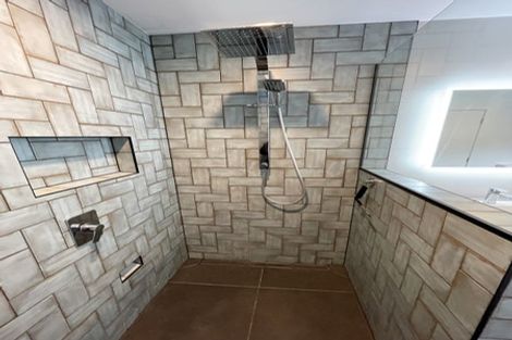 Photo of property in 75 Park Road, Titirangi, Auckland, 0604