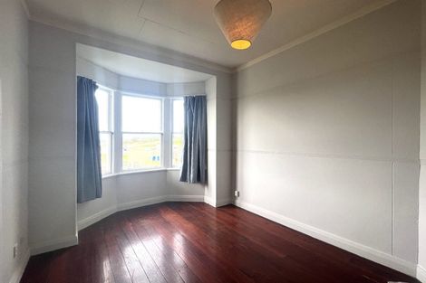 Photo of property in 92 Rolleston Street, Mount Cook, Wellington, 6021