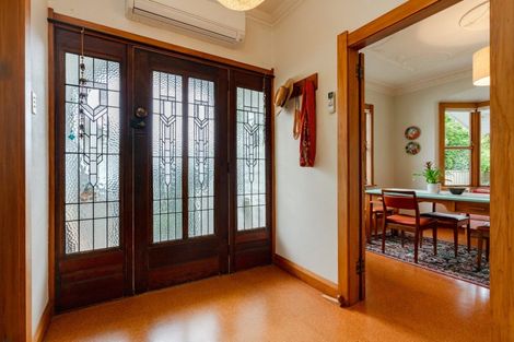 Photo of property in 53 Severn Street, Island Bay, Wellington, 6023