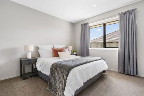 Photo of property in 28 Barewood Grove, West Melton, 7618