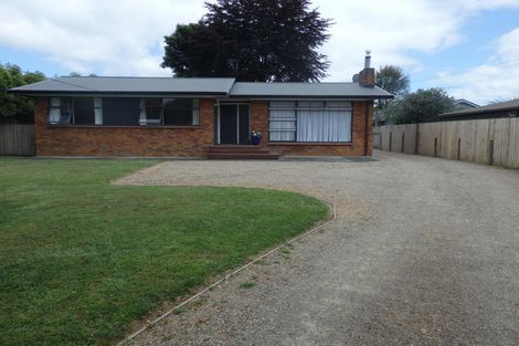 Photo of property in 281 Shakespeare Street, Leamington, Cambridge, 3432
