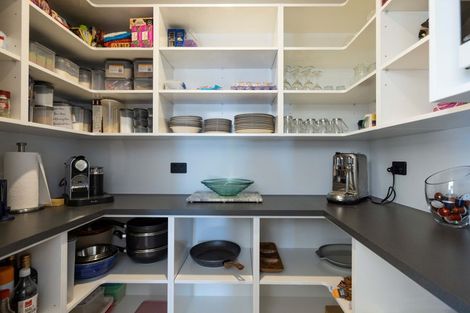 Photo of property in 27 Te Piriti Road, One Tree Point, 0118