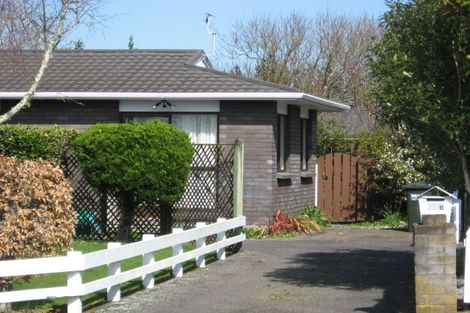 Photo of property in 1/28 Tiverton Crescent, Whalers Gate, New Plymouth, 4310