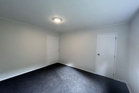 Photo of property in 7 Vera Road, Te Atatu South, Auckland, 0610