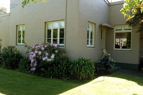 Photo of property in 133 Blighs Road, Strowan, Christchurch, 8052