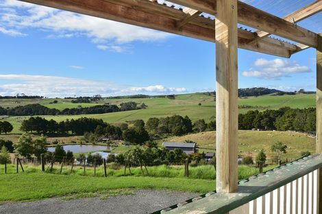 Photo of property in 181 Gray Road, Te Kamo, Kamo, 0185