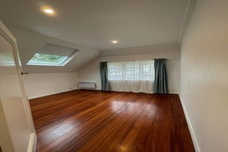Photo of property in 185a Sutherland Road, Lyall Bay, Wellington, 6022