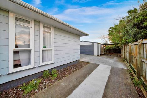 Photo of property in 25 Kamahi Avenue, Hawera, 4610
