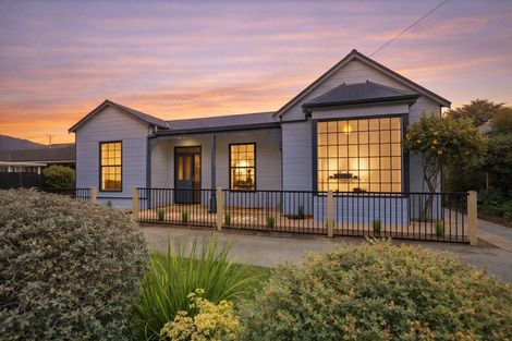 Photo of property in 6 Queen Street, Mosgiel, 9024