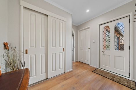 Photo of property in 537 Richmond Road, Lepperton, New Plymouth, 4373