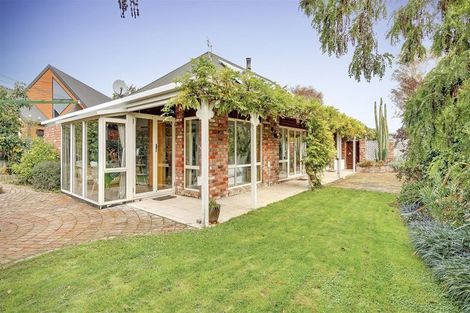 Photo of property in 12 Rempstone Drive, Halswell, Christchurch, 8025