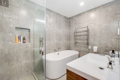 Photo of property in 159 Clovelly Road, Bucklands Beach, Auckland, 2012