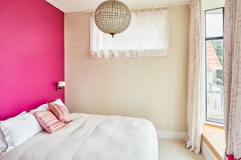 Photo of property in 6 Wilkinson Street, Oriental Bay, Wellington, 6011