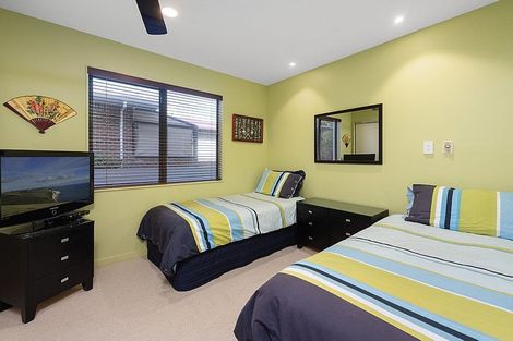 Photo of property in 39 The Mall, Mount Maunganui, 3116