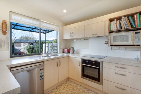Photo of property in 1a Chester Road, Tawa, Wellington, 5028